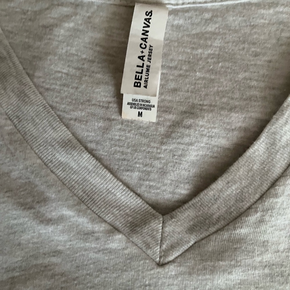 Size medium - Picture 2 of 2